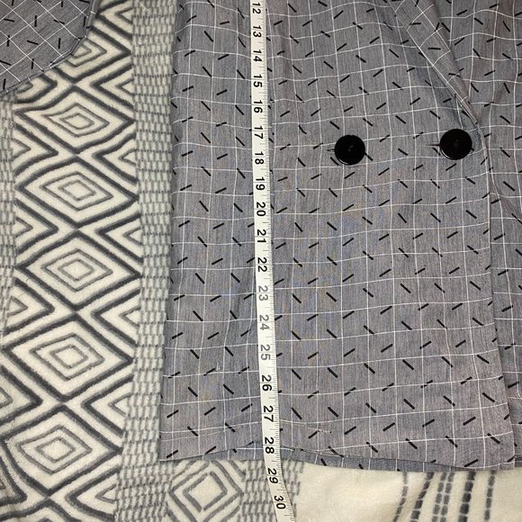 Vintage Diamond's Run Geometric Print Grayscale Lightweight Blazer Shacket - Picture 7 of 12